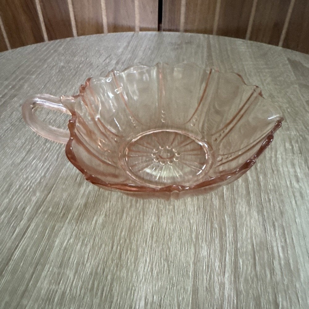 Vintage Anchor Hocking Pink Depression Glass Oyster and Pearl Nappy